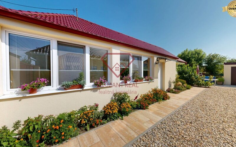 Prekrásny, romantický RD po kompletnej rekonštrukcii Dolné Saliby